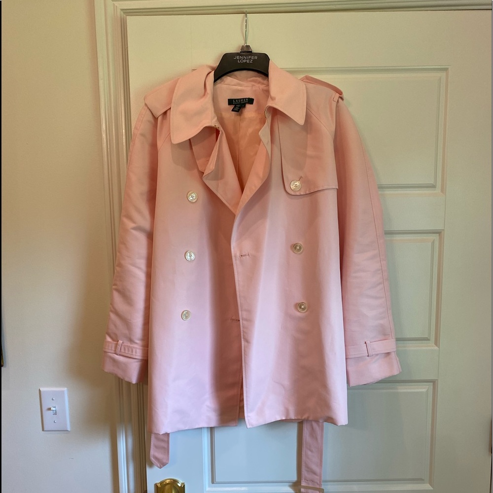 Pretty Pink Lauren Trench Coats M Buttons & Belt
